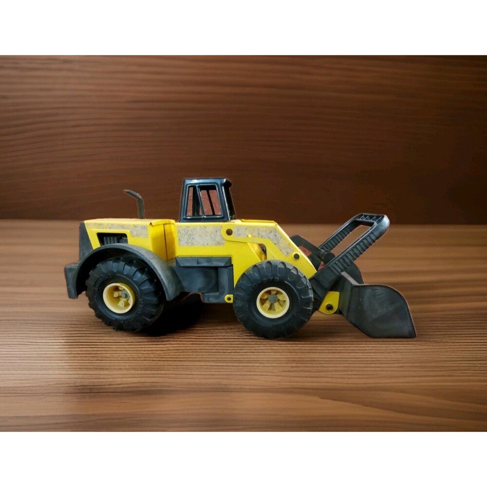 Vintage 1999 Tonka Front End Loader 21" Pressed Steel & Plastic Earth Mover